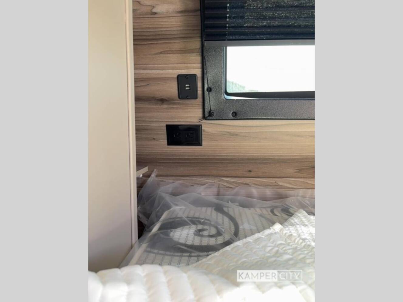 A photo of this 2026 Kz Connect Mini CM171RK