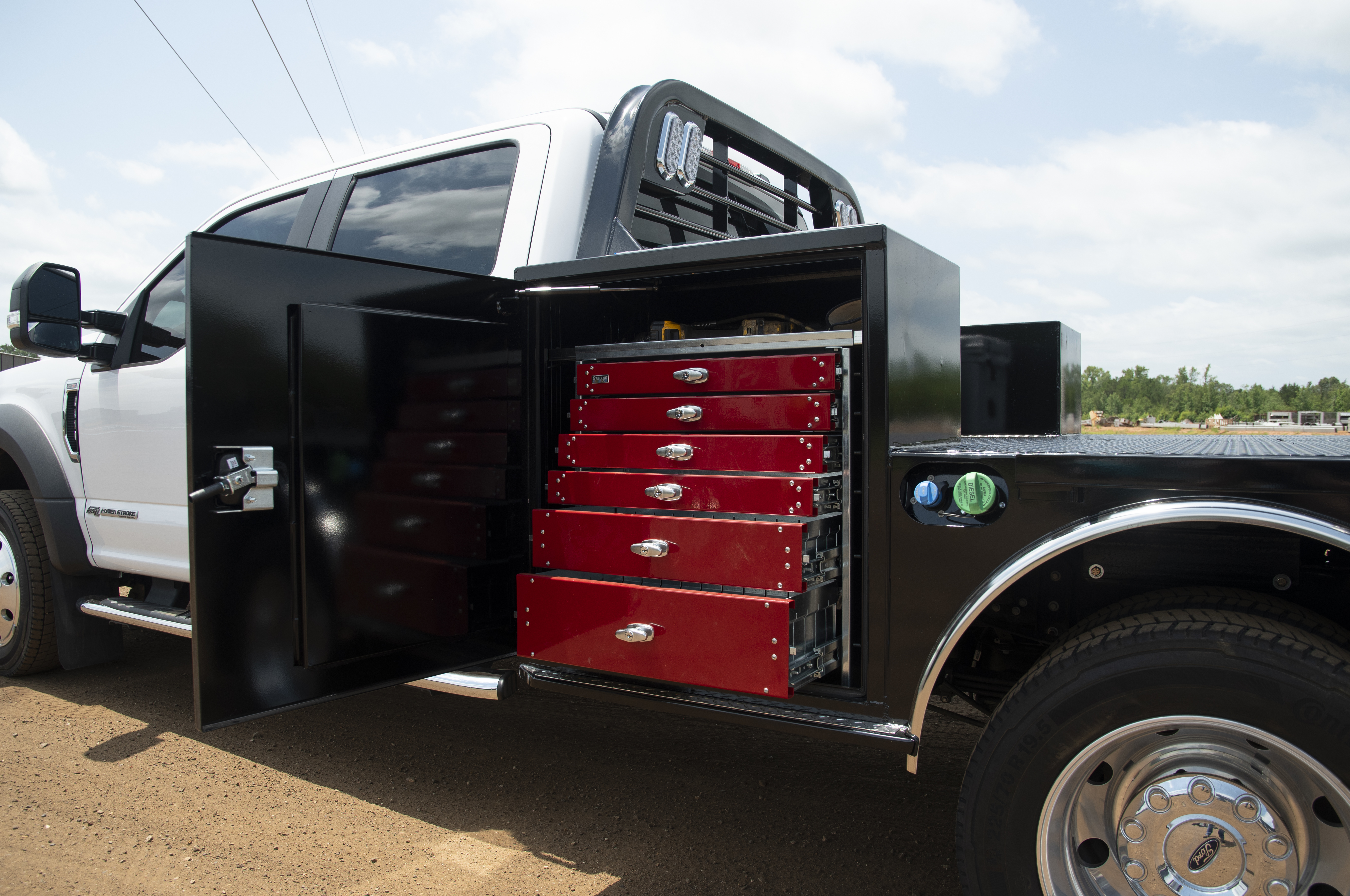 CM TRUCK BEDS SK-02975742 in Georgetown, TX