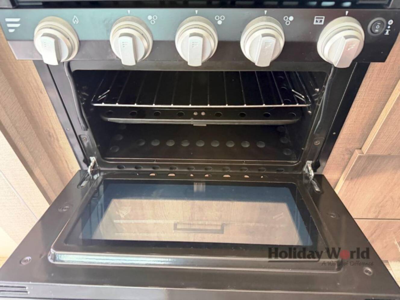 A photo of this 2021 Grand Design Imagine 3250BH