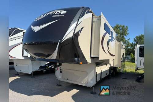 2017 Grand Design Solitude 384GK in farmington NY