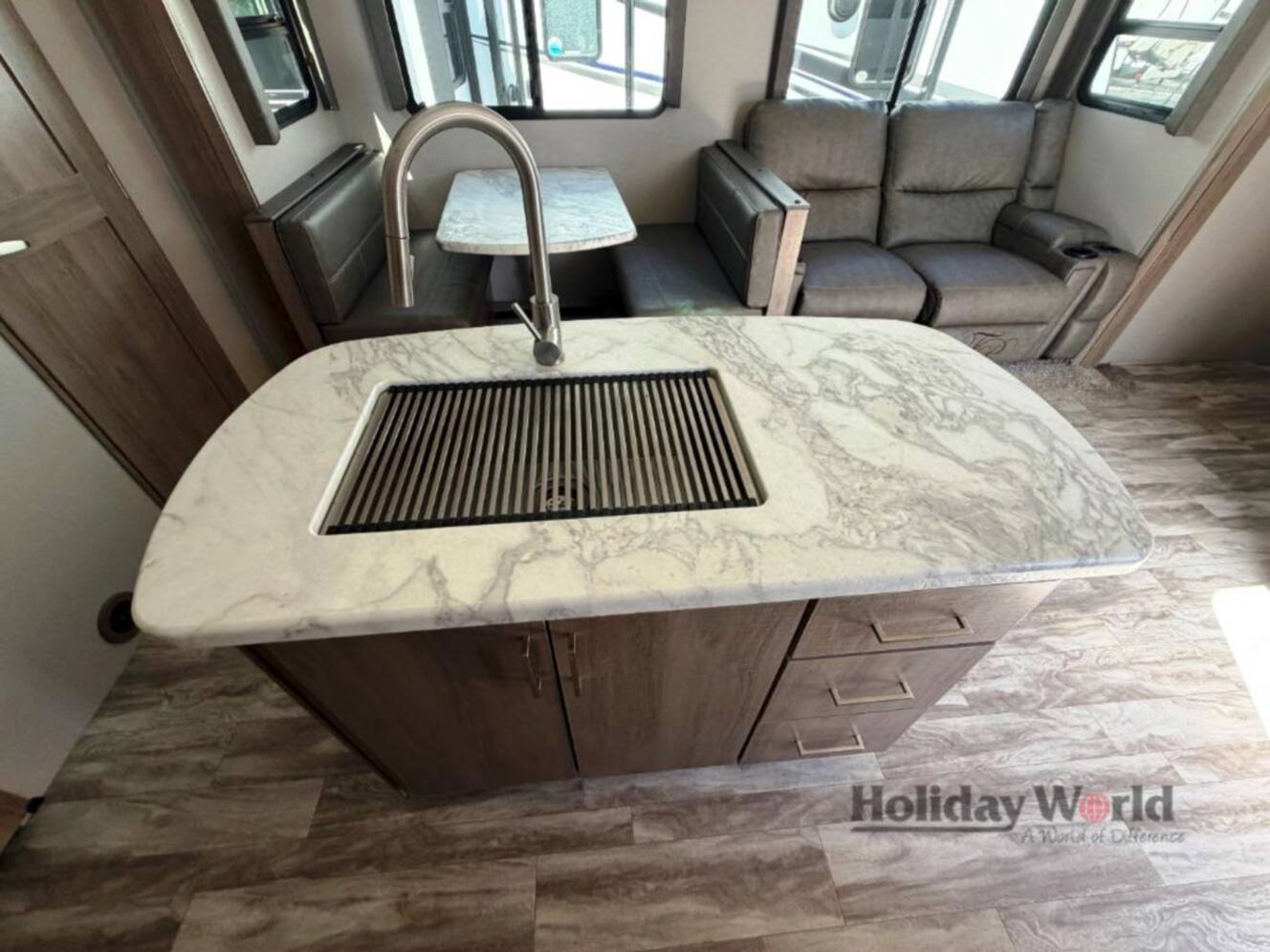 A photo of this 2021 Grand Design Imagine 3250BH