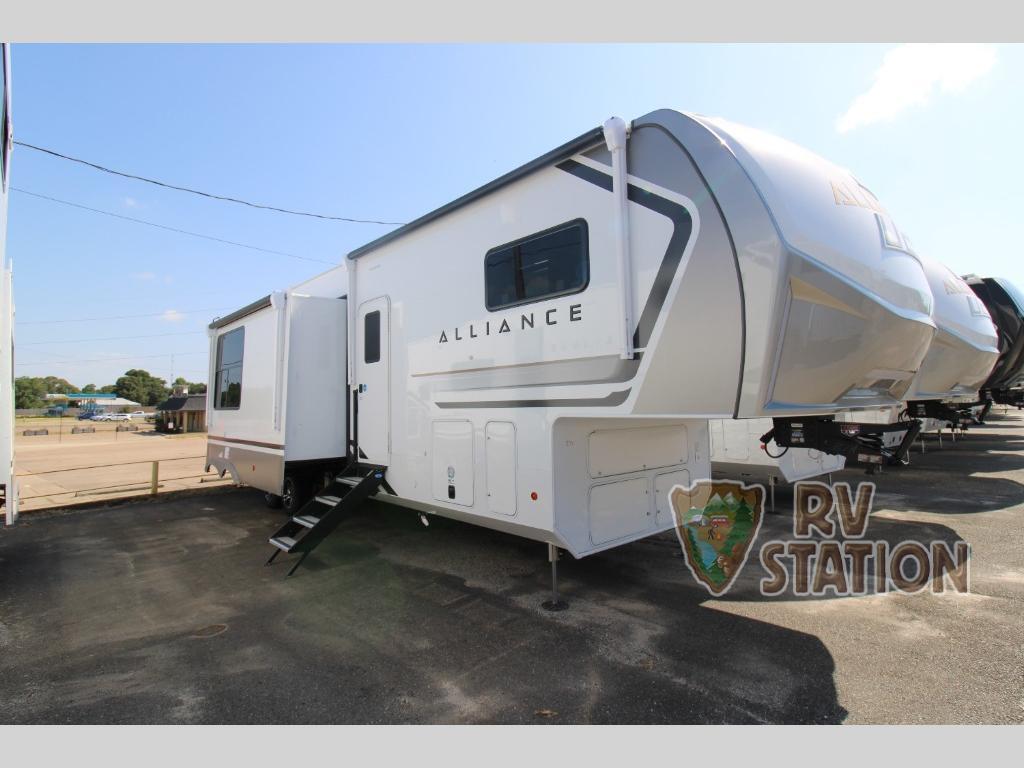 2027 Alliance Rv Paradigm 395DS in nacogdoches TX
