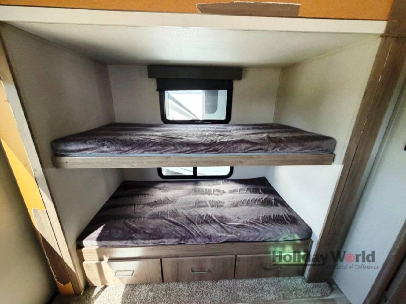 A photo of this 2021 Grand Design Imagine 3250BH