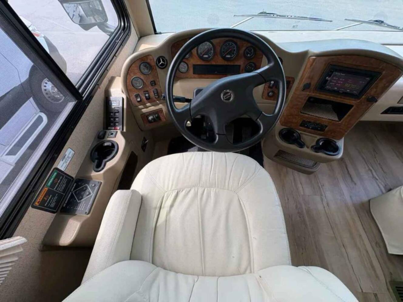 A photo of this 2014 Thor Motor Coach Palazzo 33 2