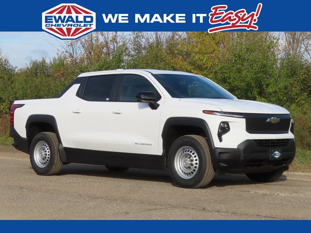 2026 CHEVROLET Silverado EV in Oconomowoc, WI
