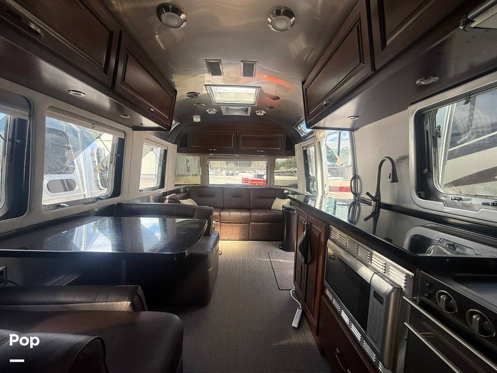 2017 Airstream Classic 30 in lebanon ME