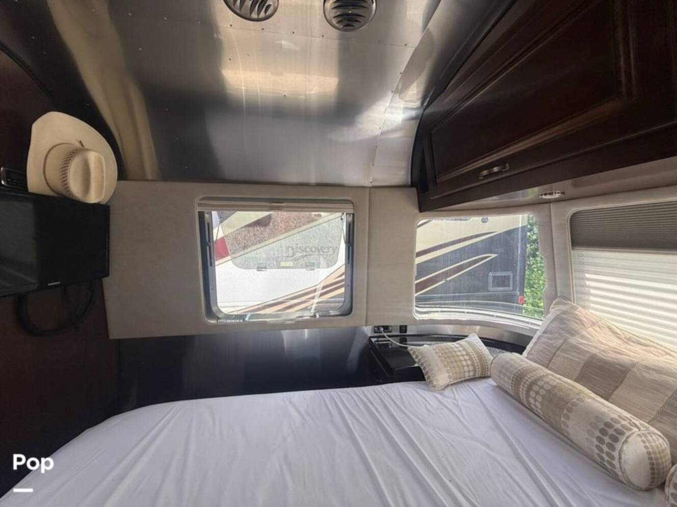 A photo of this 2017 Airstream Airstream Classic 30