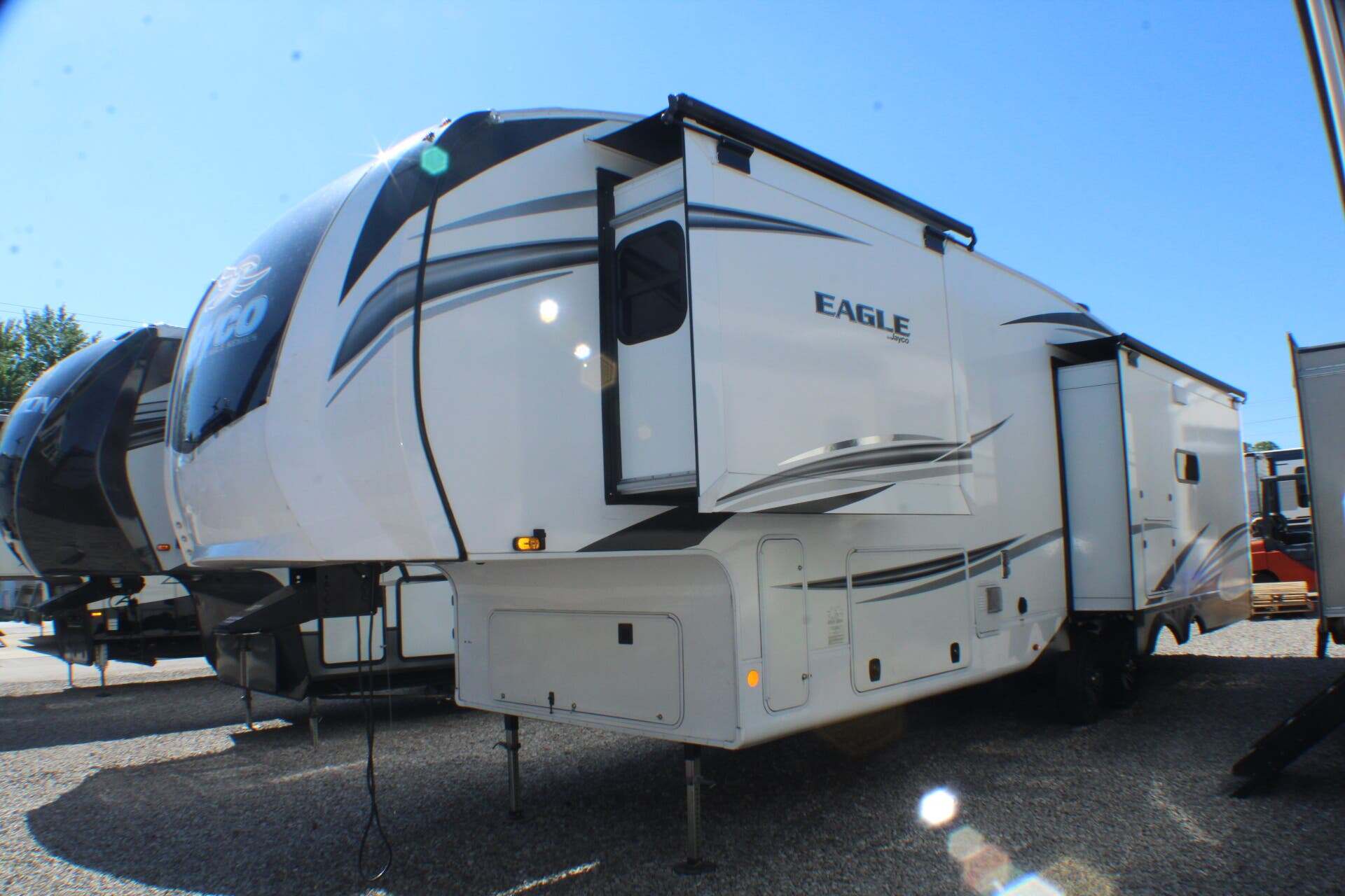 2022 Jayco Eagle 321RSTS in clyde OH