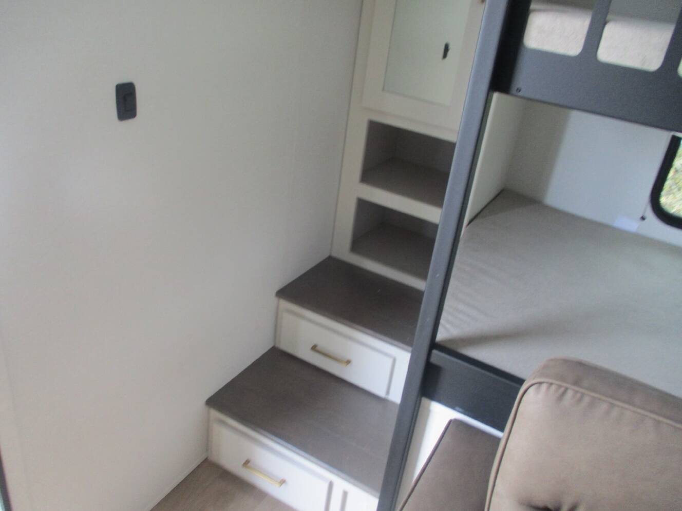 A photo of this 2027 Grand Design Transcend 265BHT