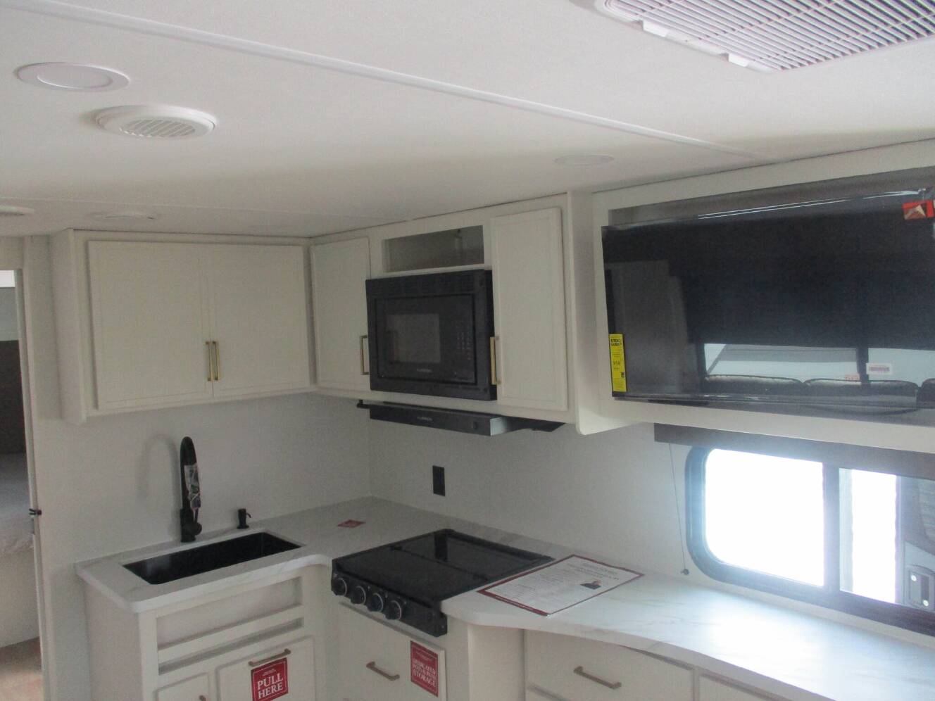 A photo of this 2027 Grand Design Transcend 265BHT