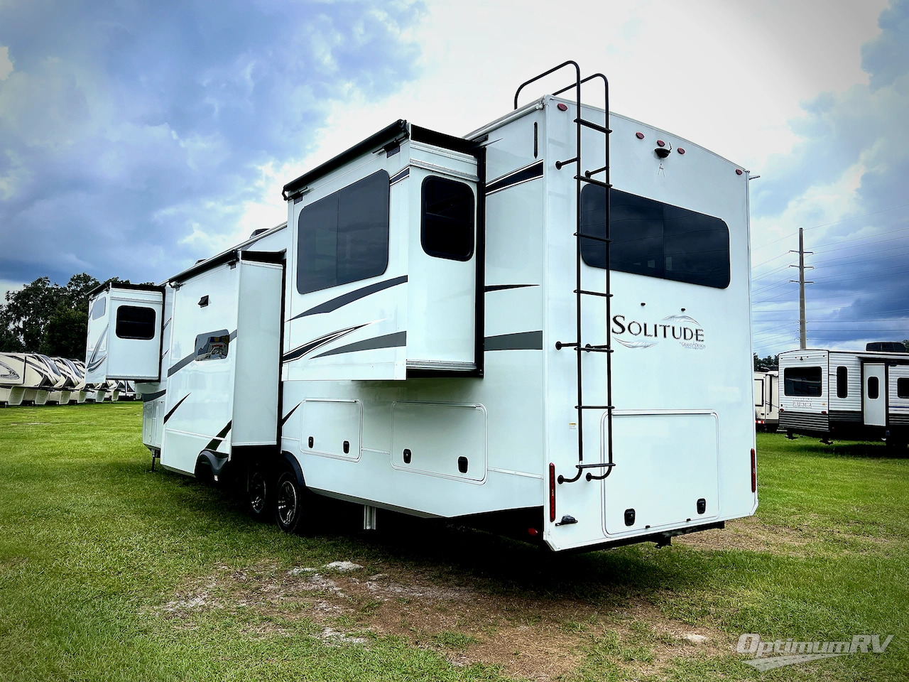 2023 Grand Design Solitude 376RD / 376RD-R in bushnell FL