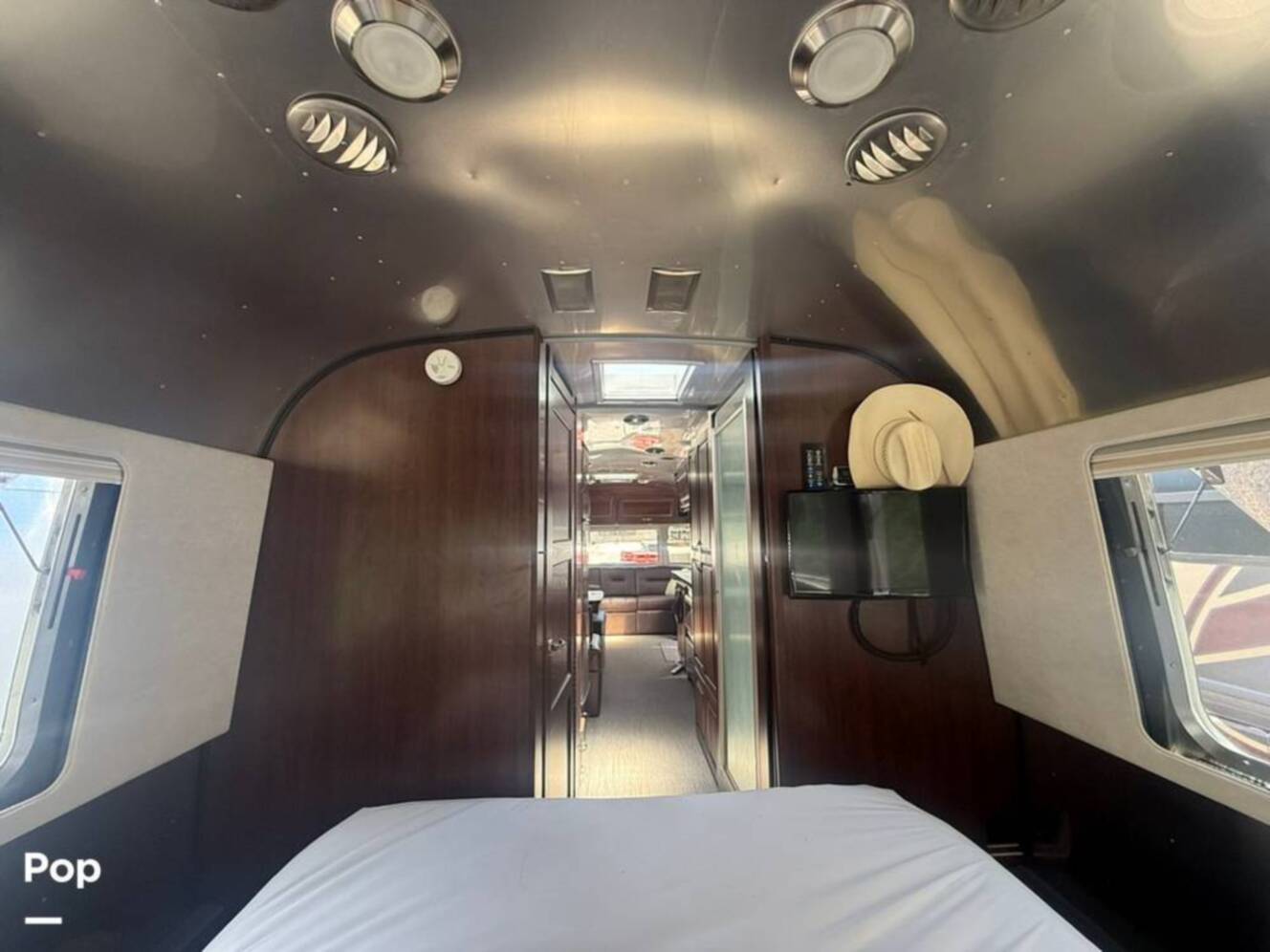A photo of this 2017 Airstream Airstream Classic 30