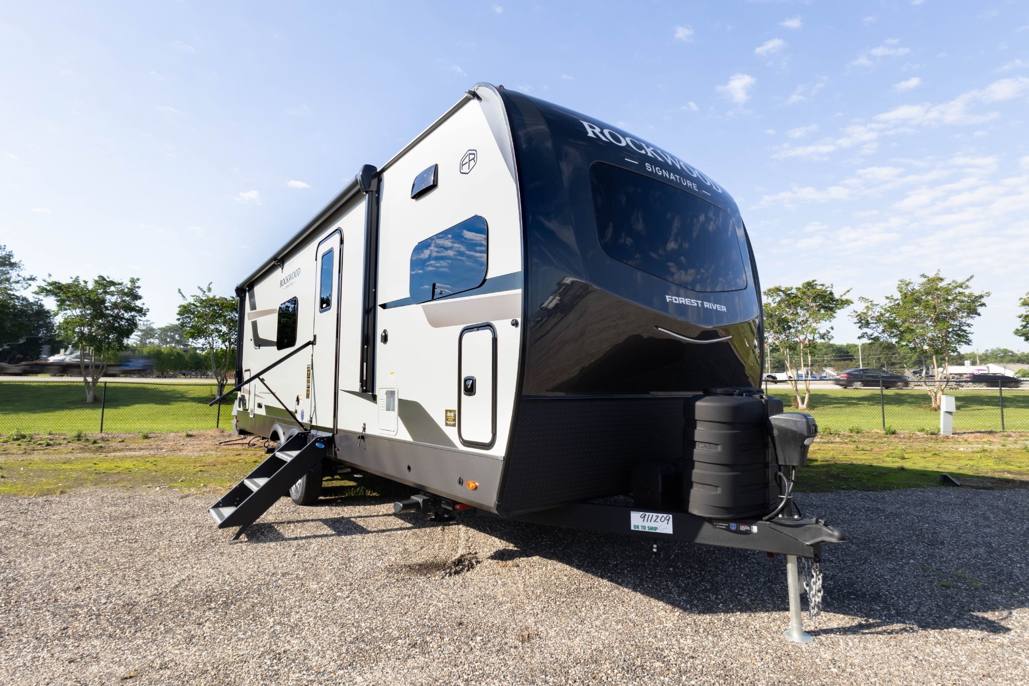 2026 Forest River Rockwood Signature 8263MBR in robertsdale AL