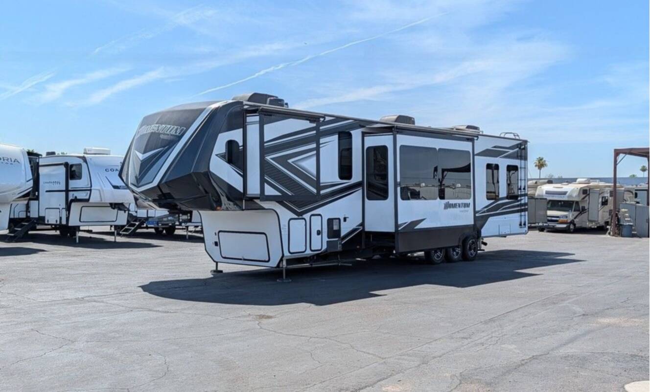 A photo of this 2023 Grand Design Momentum 399TH