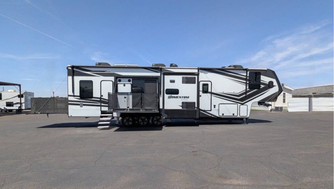A photo of this 2023 Grand Design Momentum 399TH