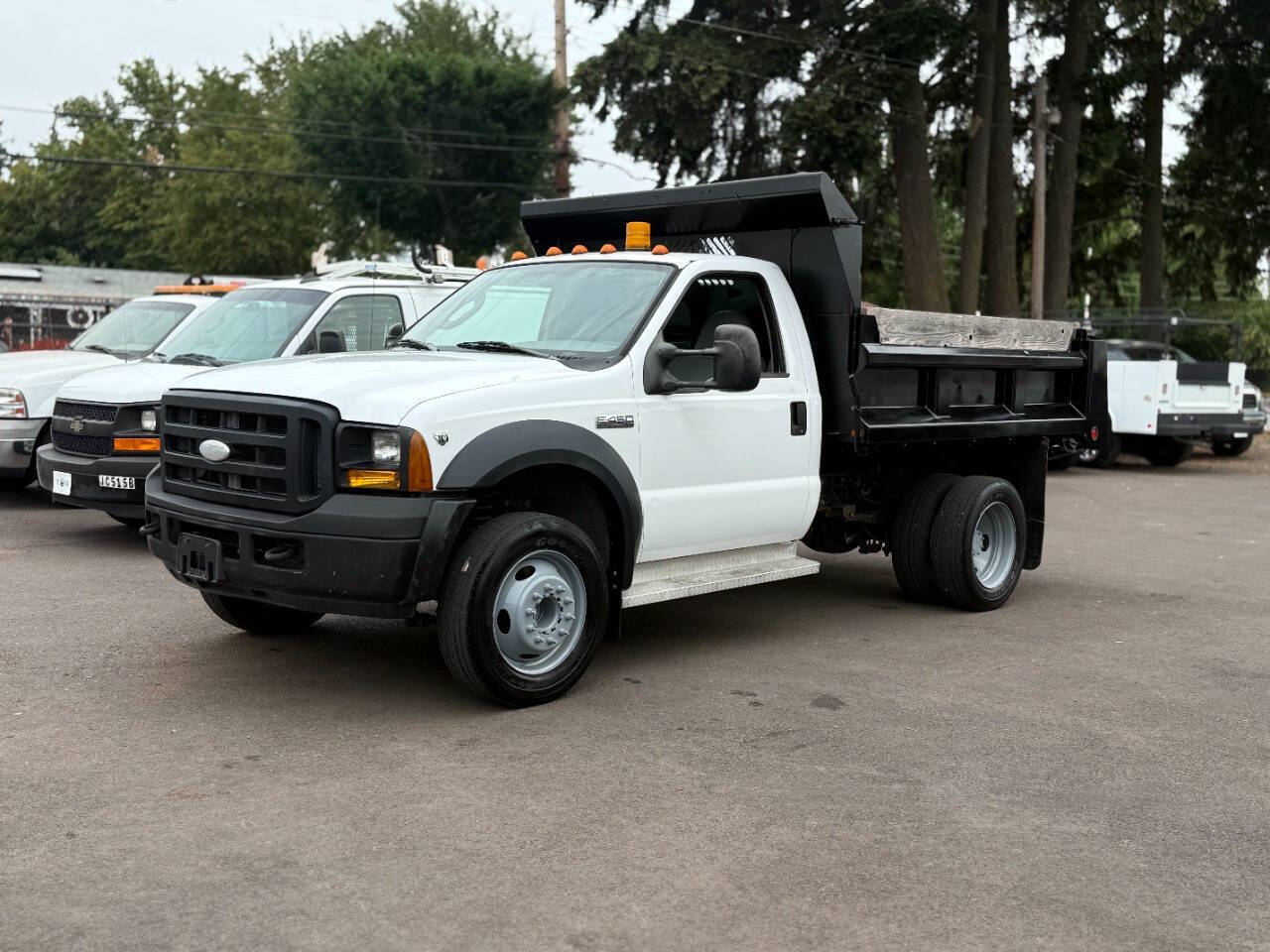 2006 FORD F450 in Tualatin, OR