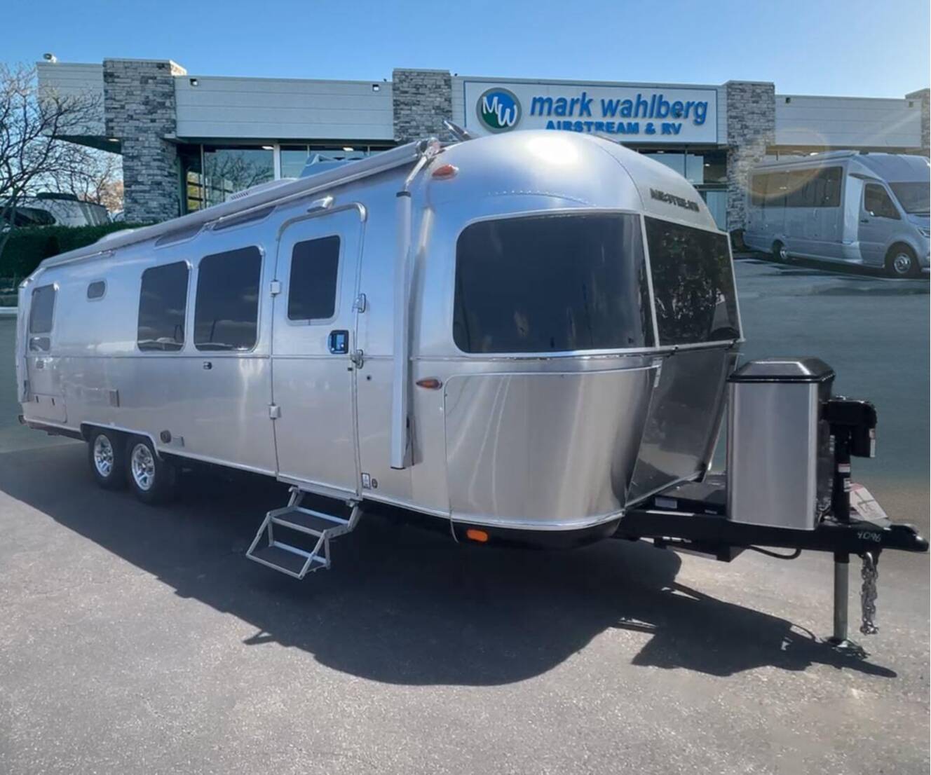 A photo of this 2026 Airstream Classic 28RB Twin