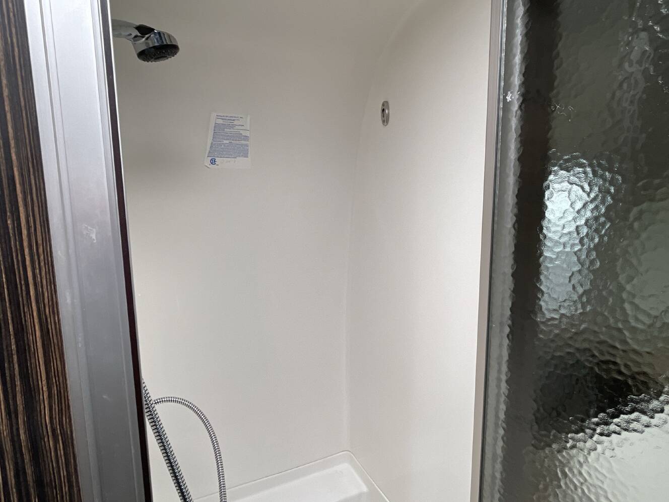 A photo of this 2019 Airstream INTERNATIONAL SIGNATURE 27FB QUEEN