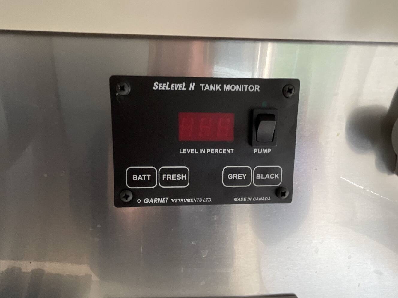 A photo of this 2019 Airstream INTERNATIONAL SIGNATURE 27FB QUEEN