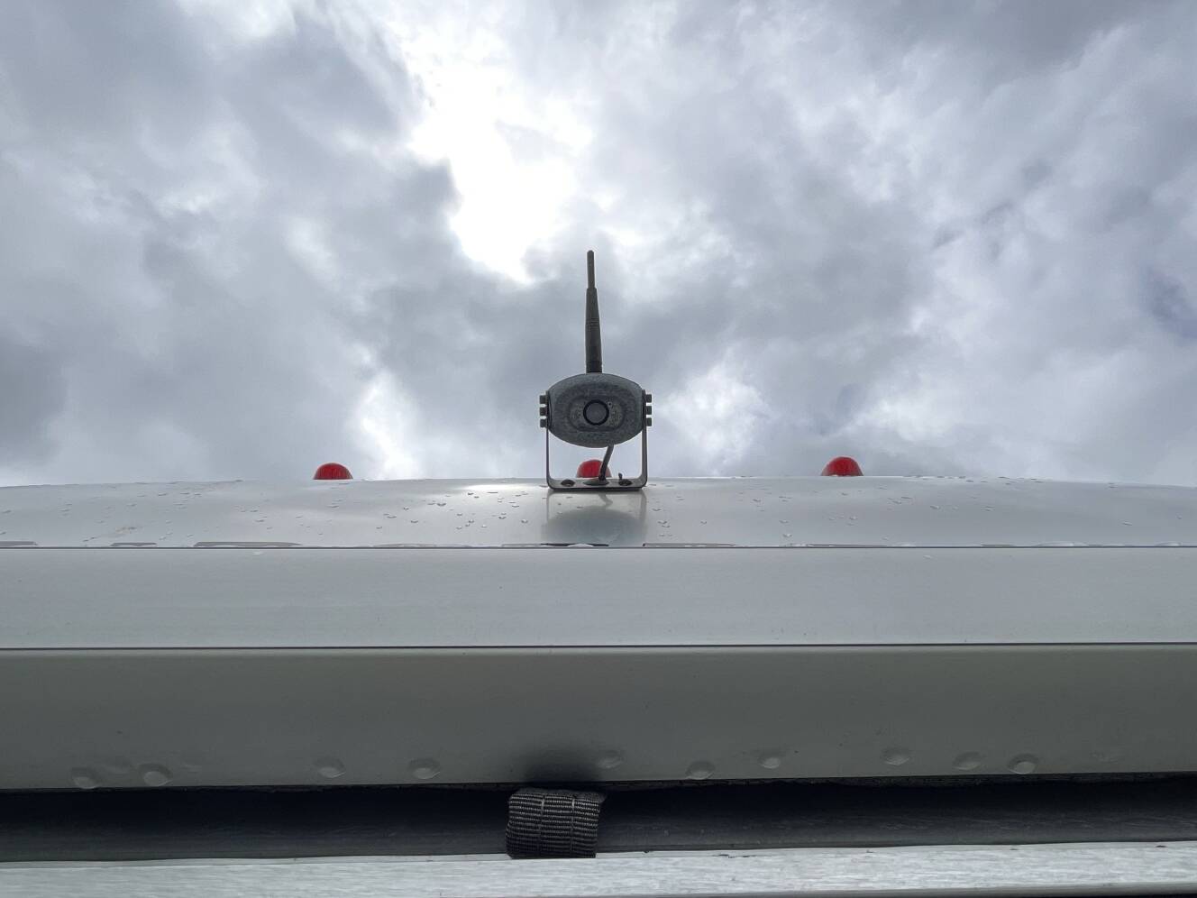 A photo of this 2019 Airstream INTERNATIONAL SIGNATURE 27FB QUEEN