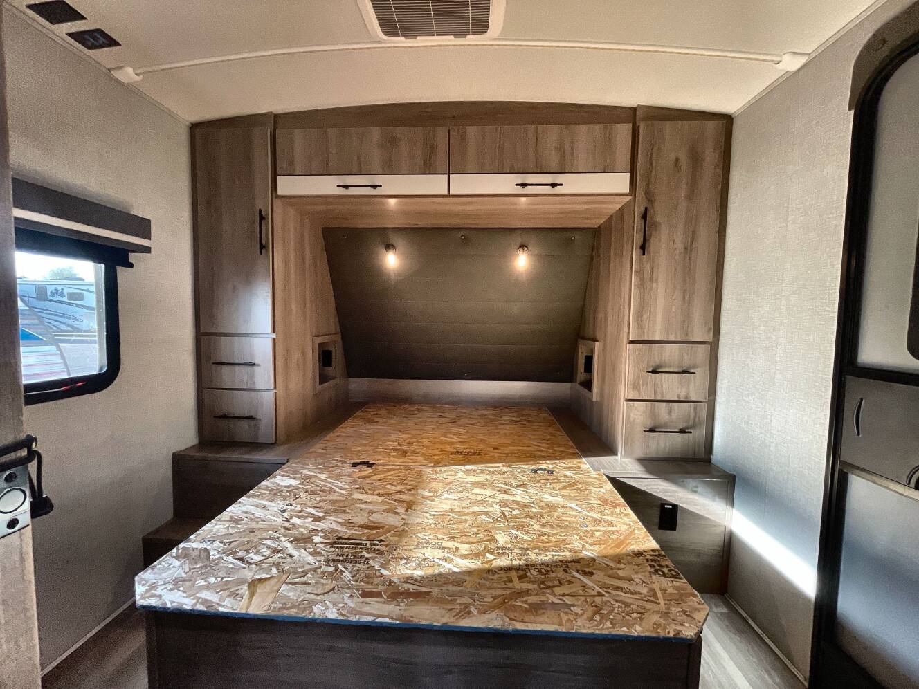 A photo of this 2024 Grand Design IMAGINE 3210BH