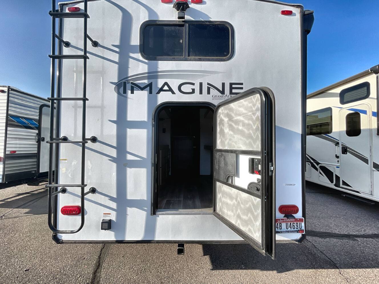A photo of this 2024 Grand Design IMAGINE 3210BH
