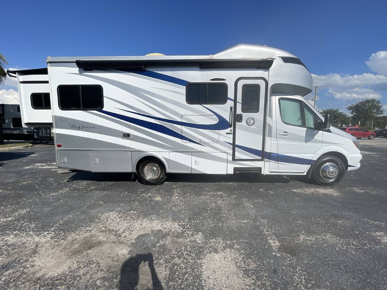 A photo of this 2018 Tiffin WAYFARER 24BW