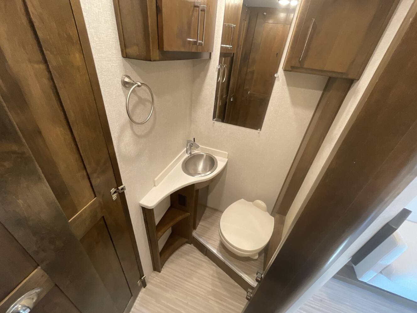 A photo of this 2018 Tiffin WAYFARER 24BW