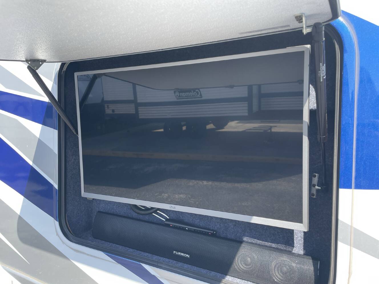 A photo of this 2018 Tiffin WAYFARER 24BW