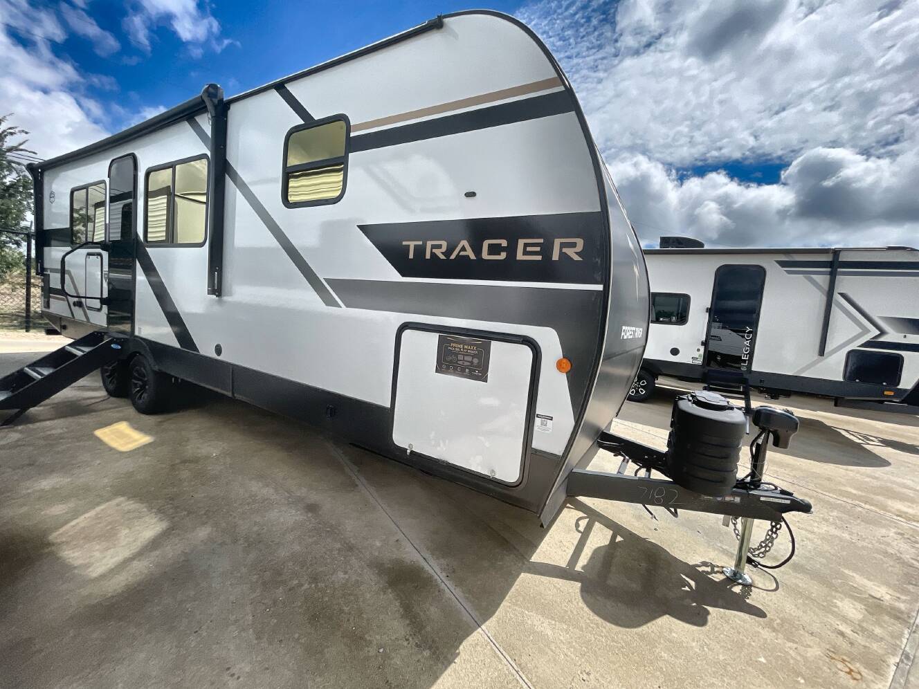 A photo of this 2027 Prime Time TRACER 248RE