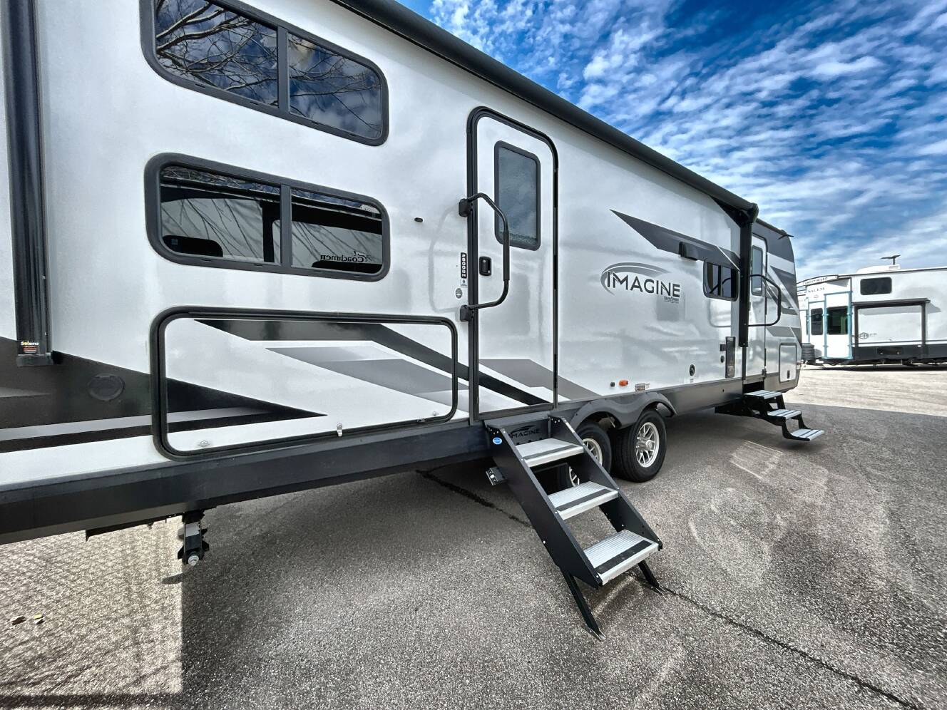 A photo of this 2024 Grand Design IMAGINE 2800BH