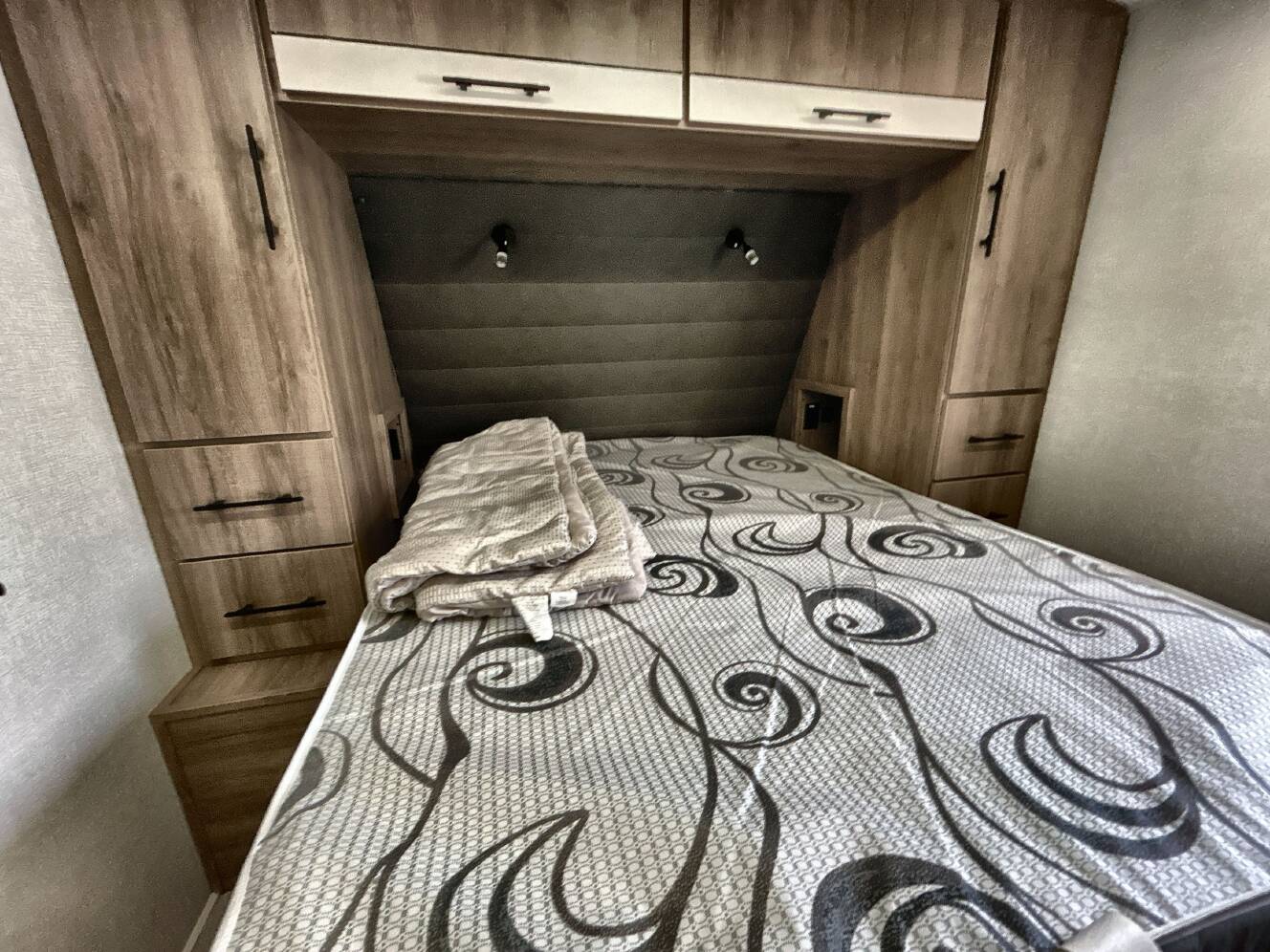 A photo of this 2024 Grand Design IMAGINE 2800BH