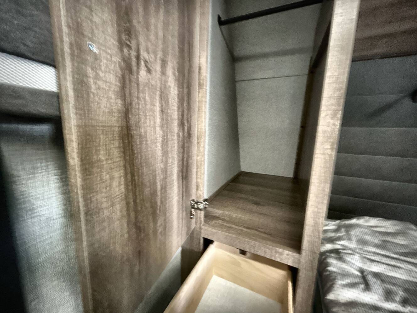 A photo of this 2024 Grand Design IMAGINE 2800BH