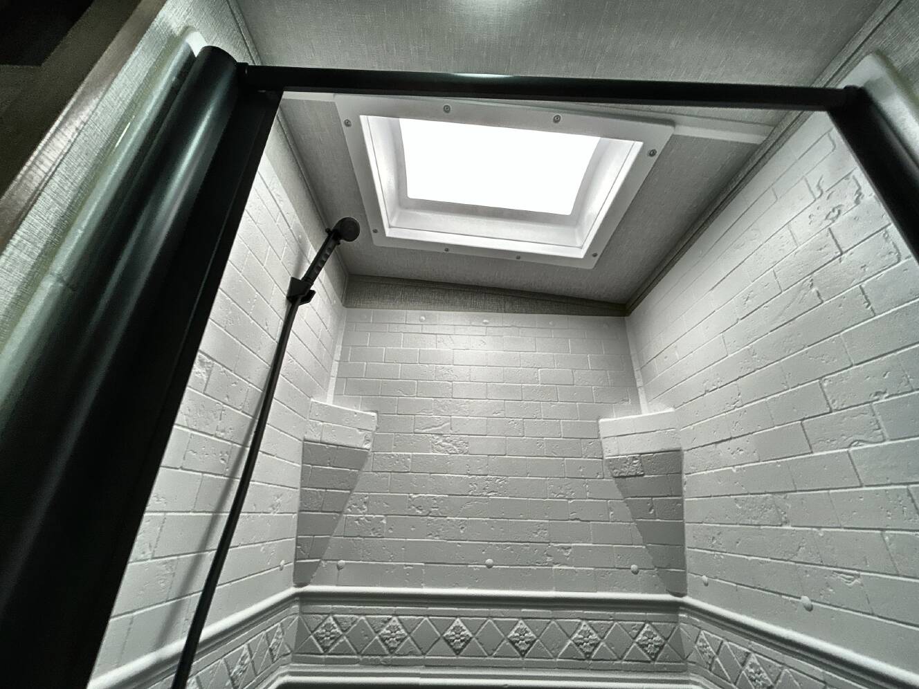 A photo of this 2024 Grand Design IMAGINE 2800BH