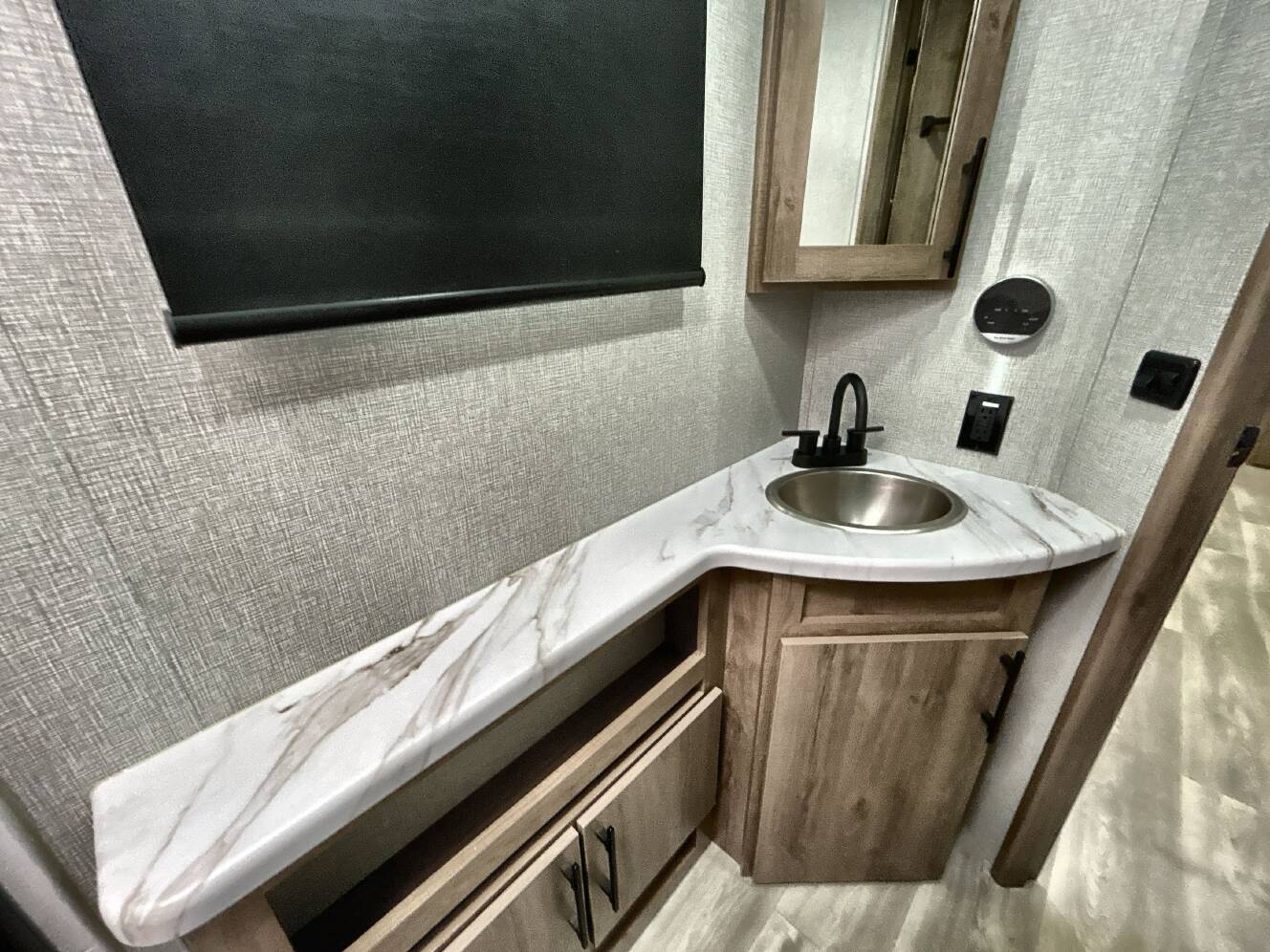 A photo of this 2024 Grand Design IMAGINE 2800BH