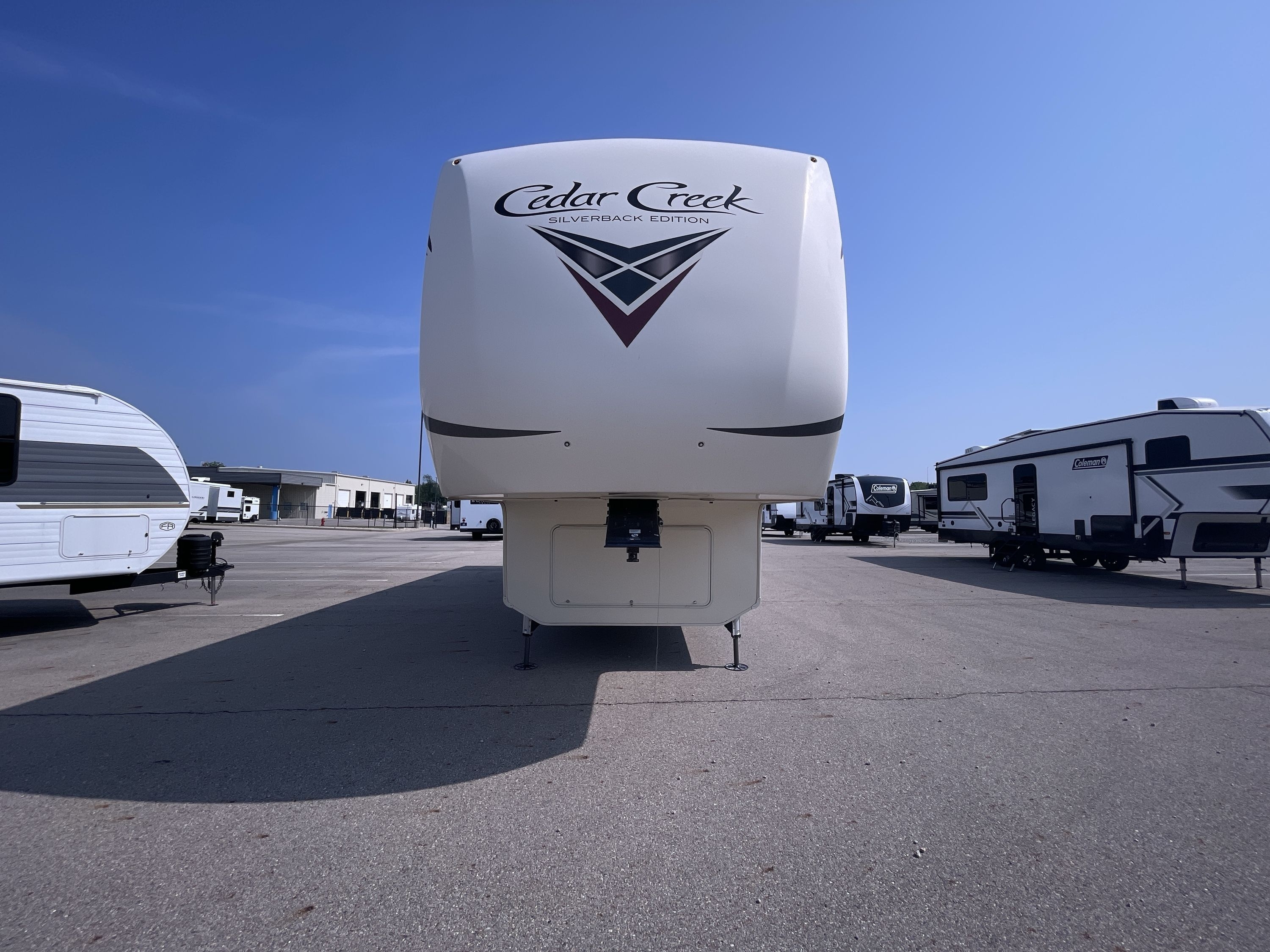 2019 Forest River CEDAR CREEK SILVERBACK 33IK in huber heights OH