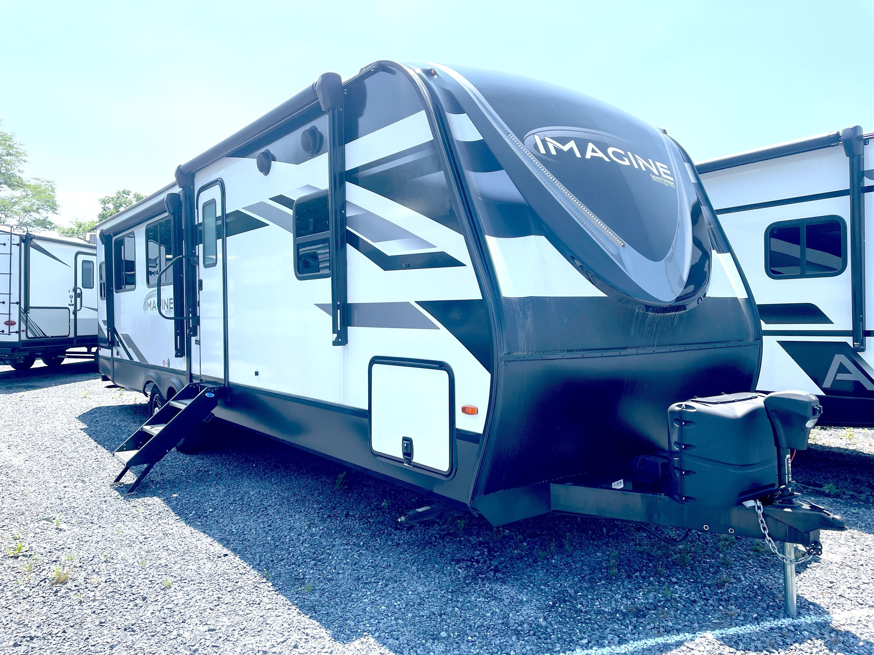 2023 Grand Design IMAGINE 2970RL RV