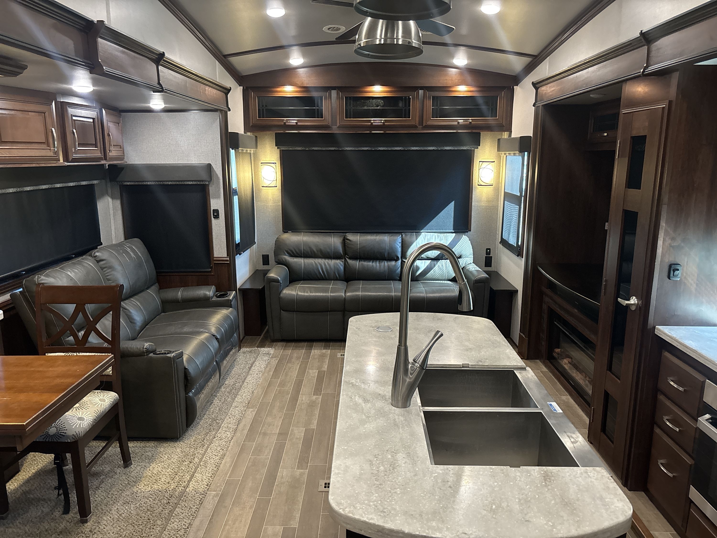 2019 Jayco PINNACLE 36SSWS in council bluffs IA