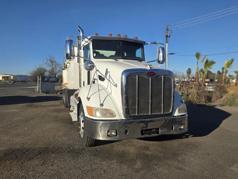 2011 PETERBILT 384