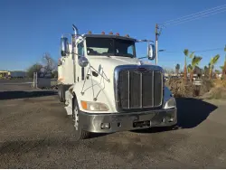 2011 PETERBILT 384