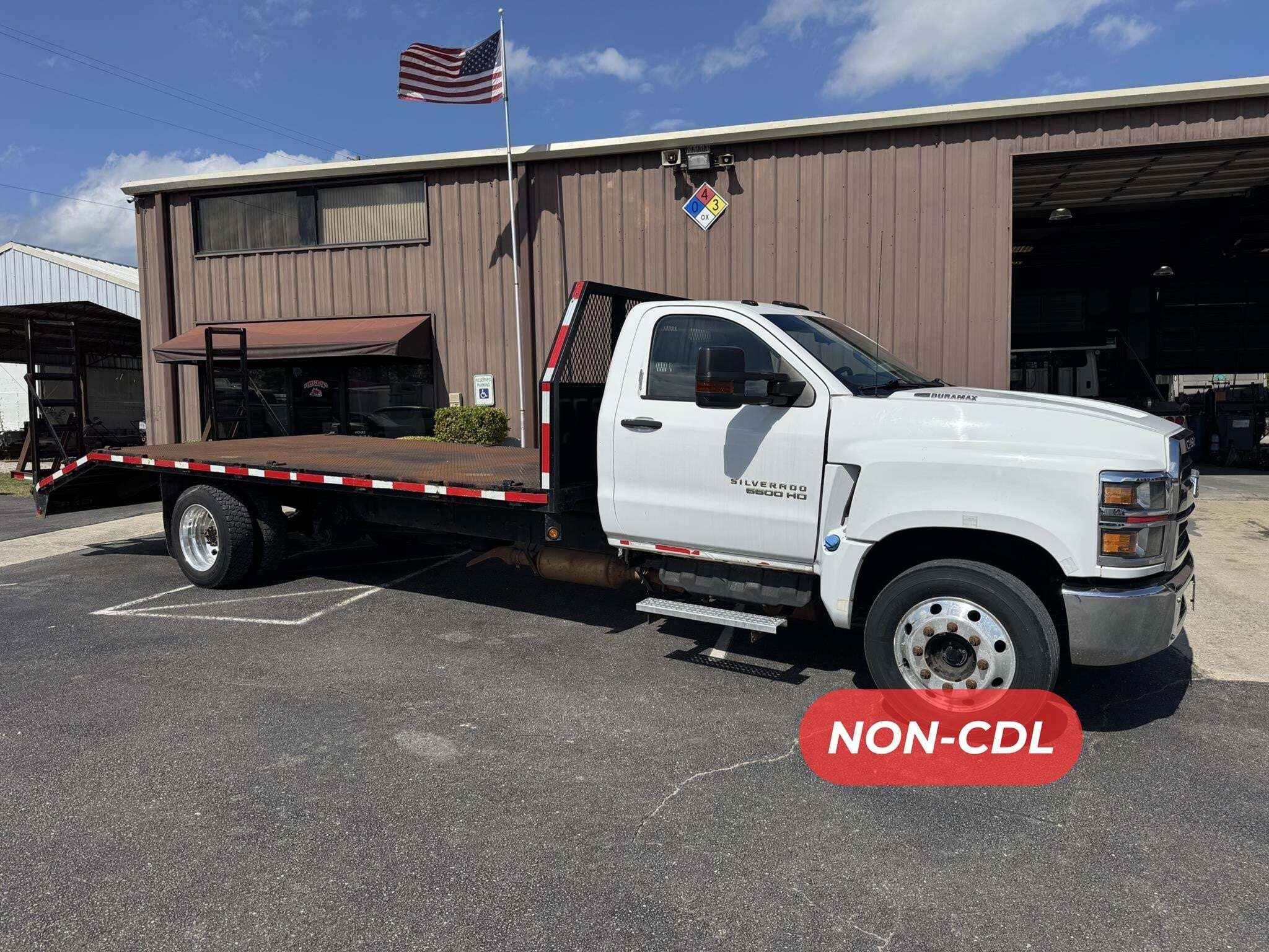 2019 CHEVROLET SILVERADO 6500HD in Wilmington, NC