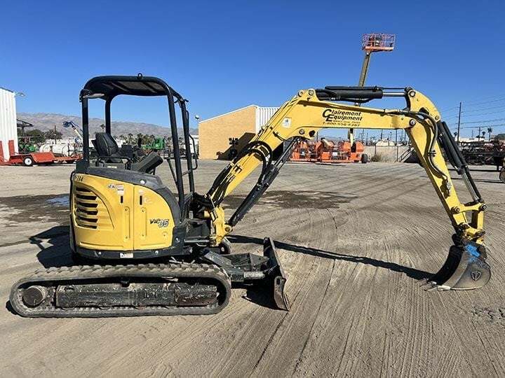 2017 YANMAR VIO35-6A in San Diego, CA
