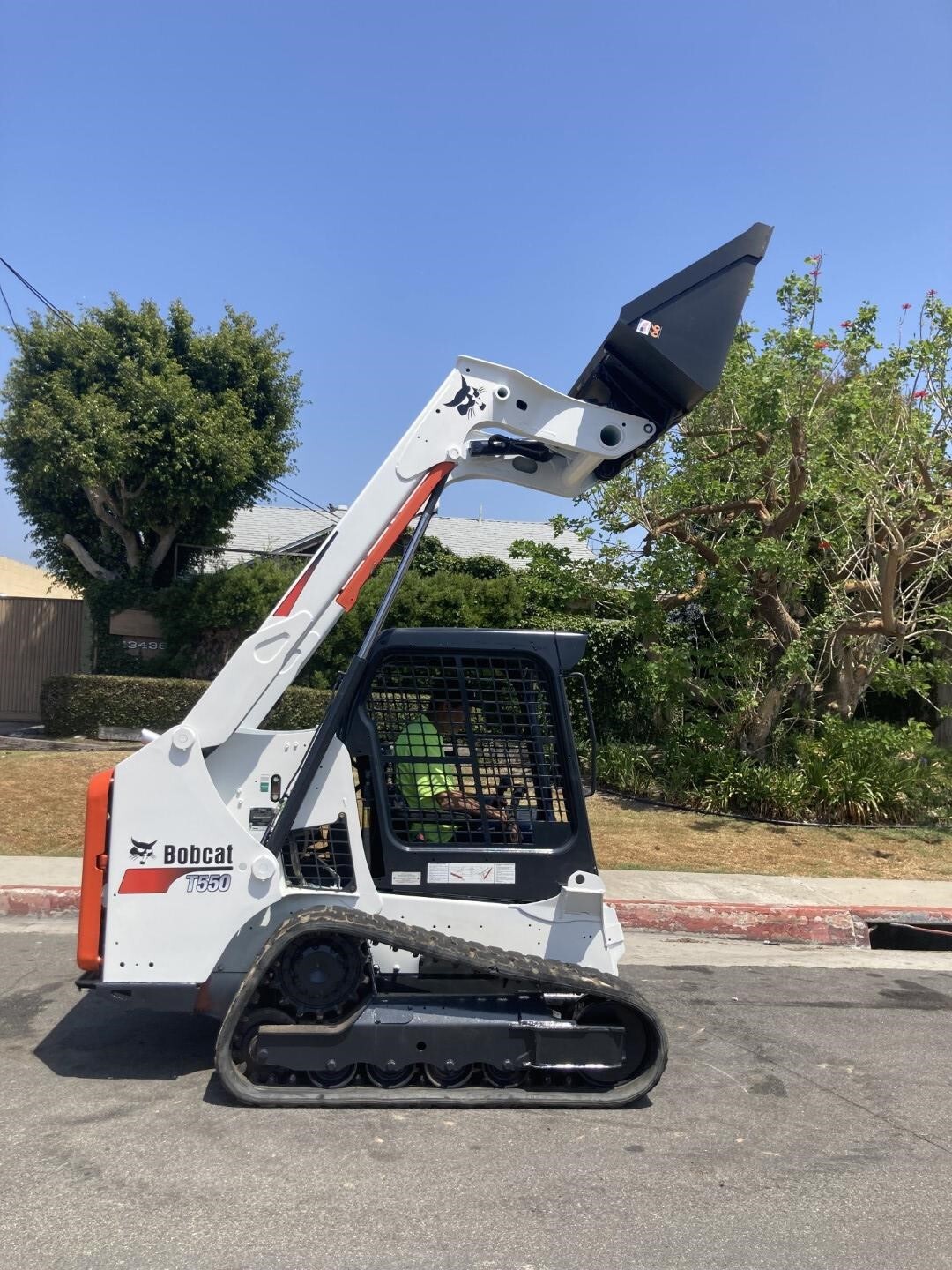 2016 BOBCAT T550 in Palos Verdes Peninsula, CA