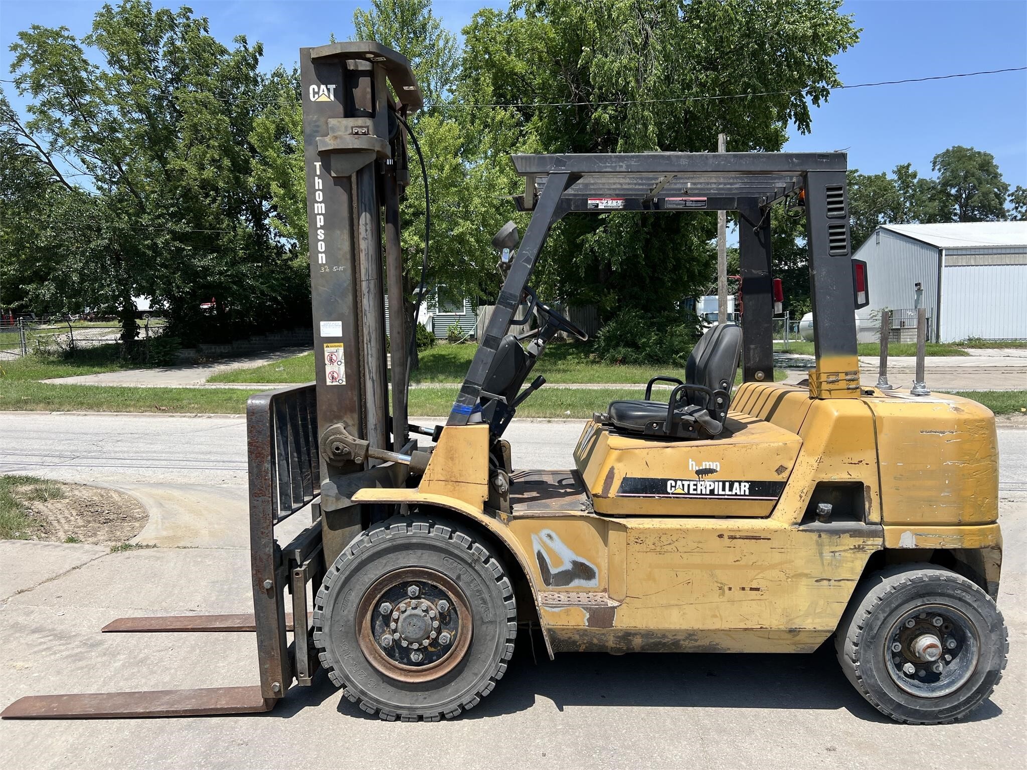 2003 CATERPILLAR DP40 in Des Moines, IA