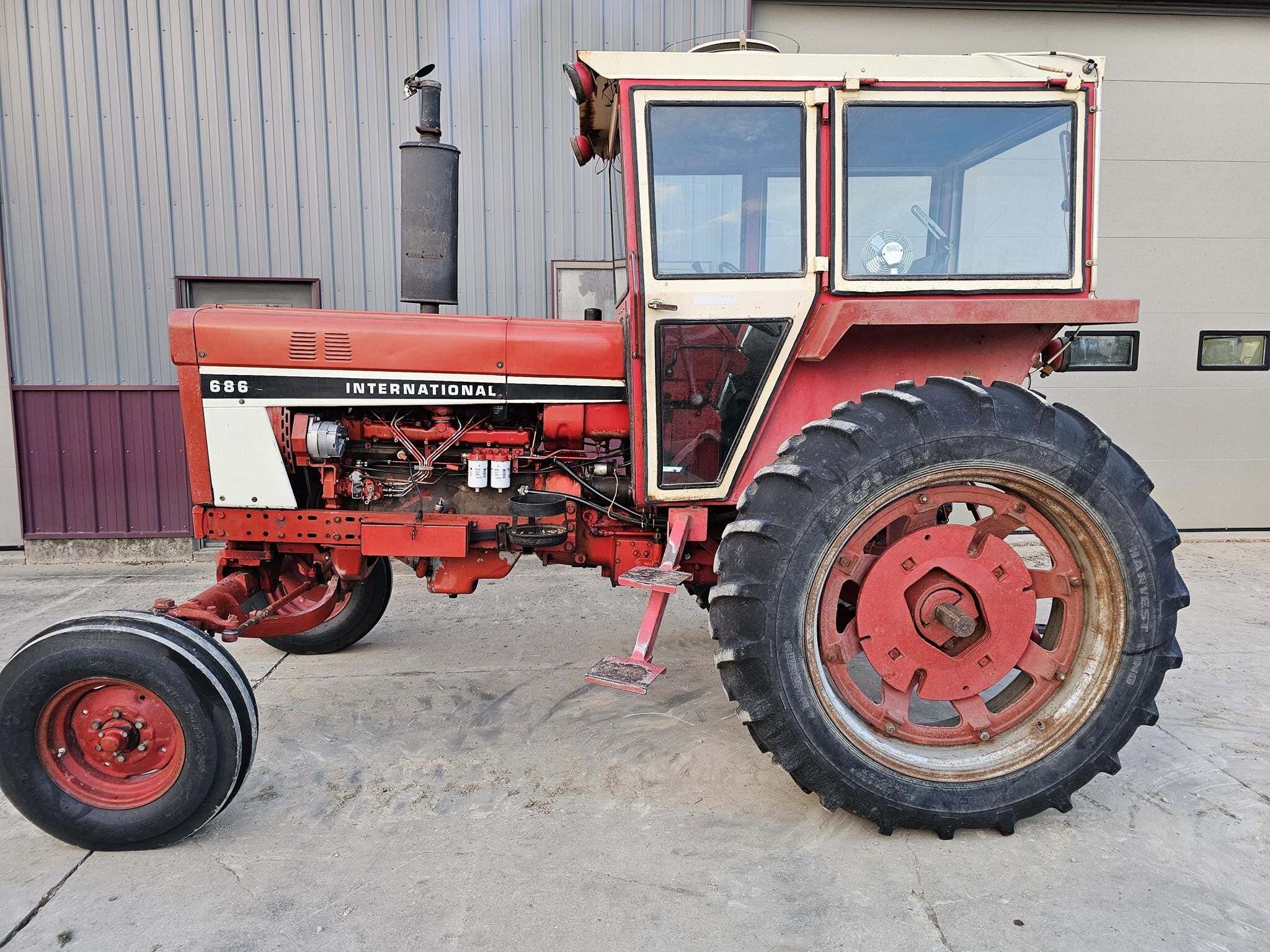 1979 INTERNATIONAL 686 in Caledonia, MN