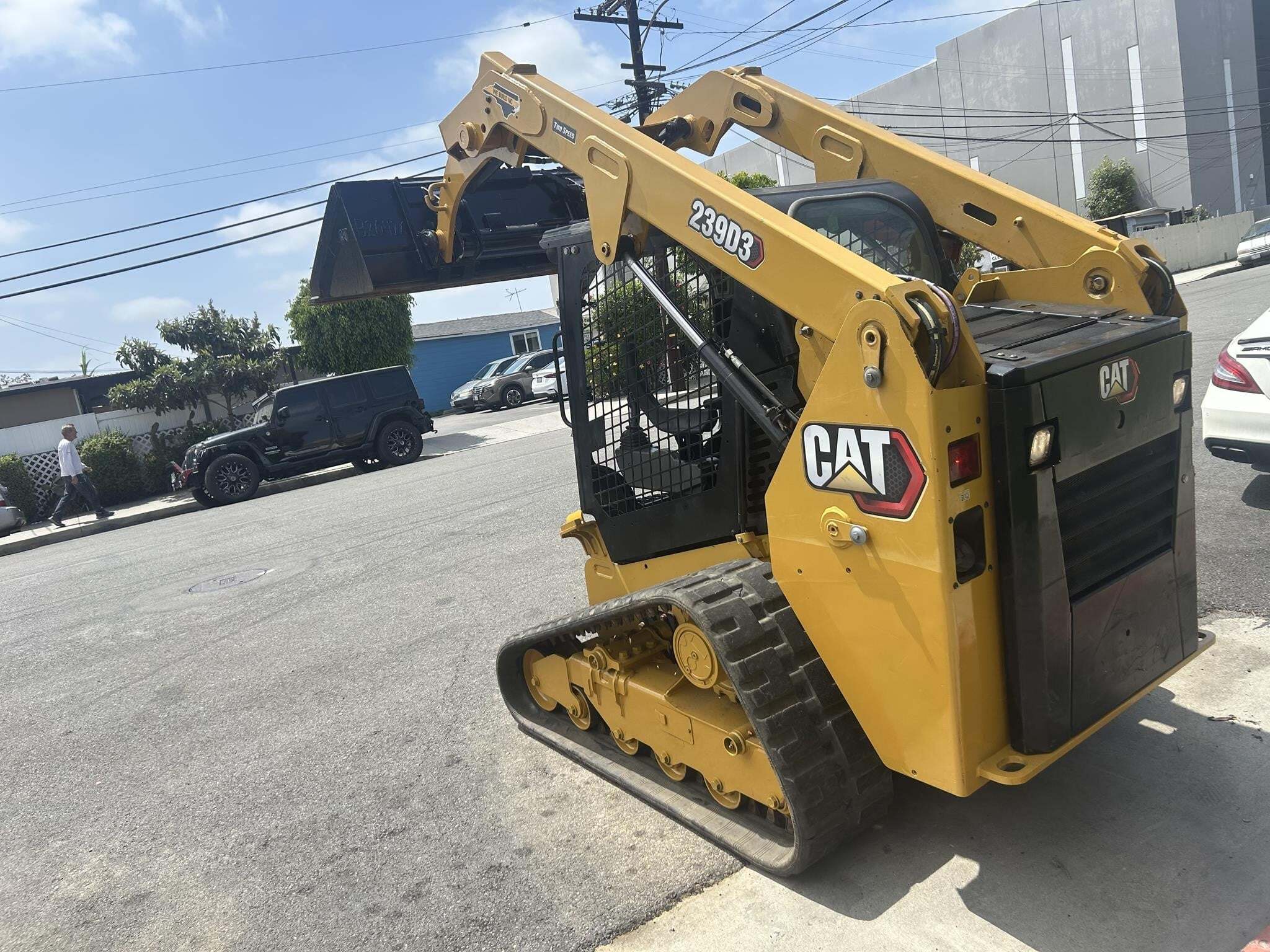 2019 CATERPILLAR 239D3 in Palos Verdes Peninsula, CA