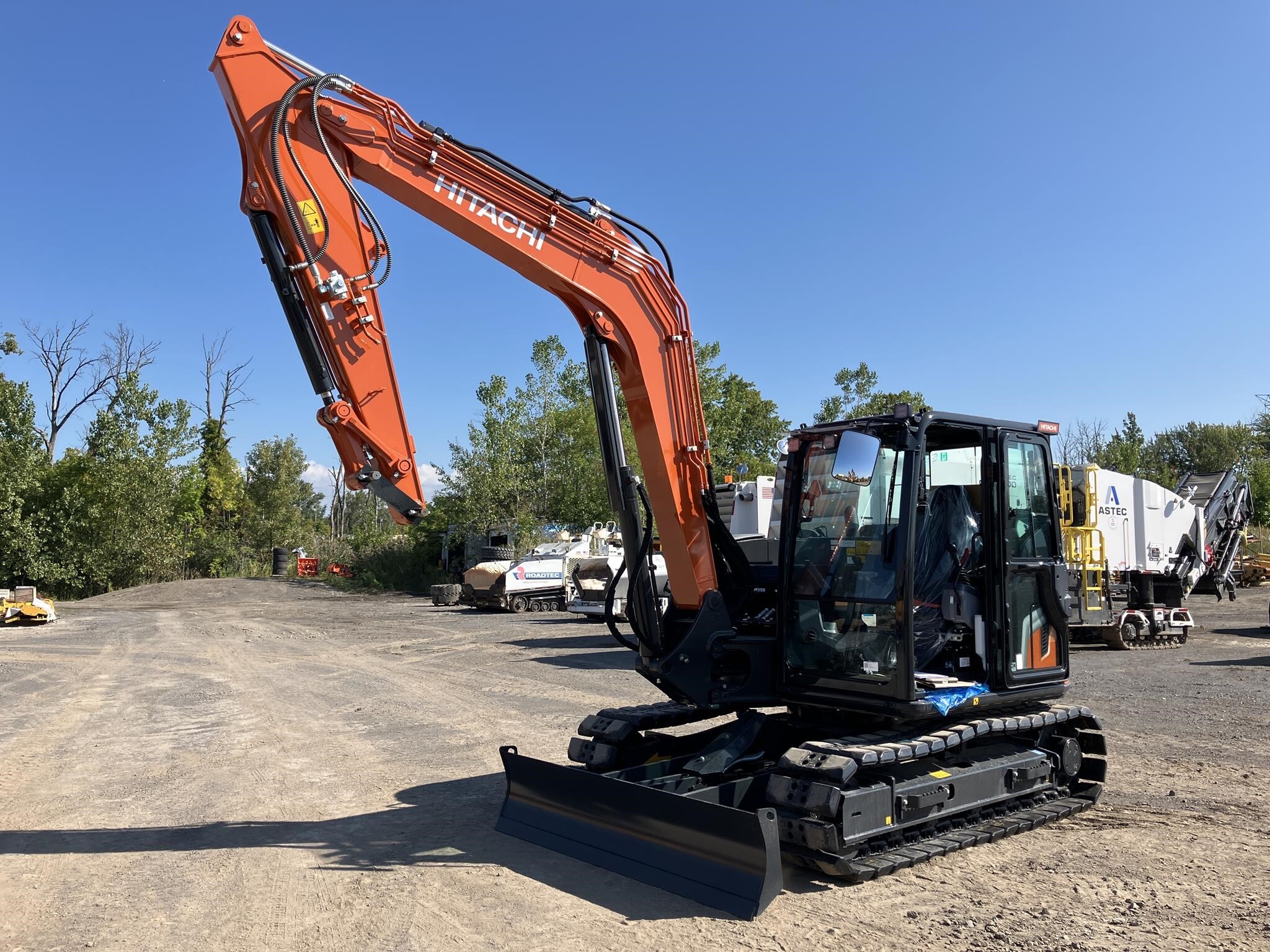 Hitachi ZX85USB-7 Equipment For Sale - Hitachi ZX85USB-7 Equipment