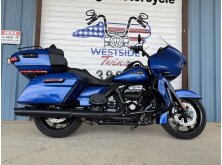 Heavyweight Baggers Are Making Waves In The Motorcycle World image