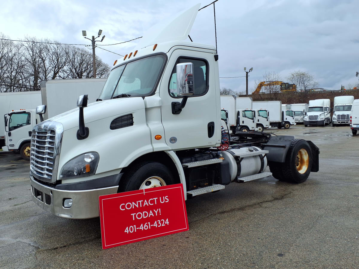 2020 FREIGHTLINER CASCADIA 113 in Warwick, RI