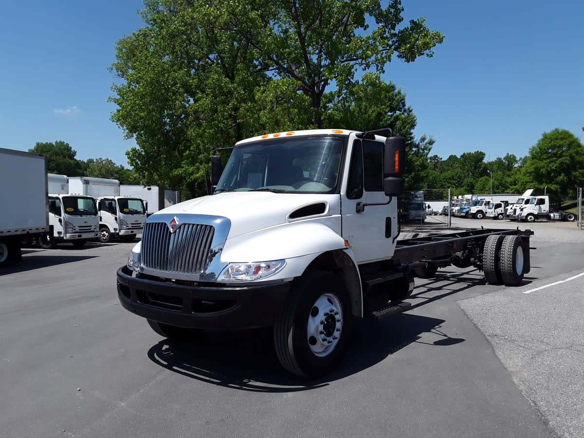 2019 INTERNATIONAL 4300 in Charlotte, NC